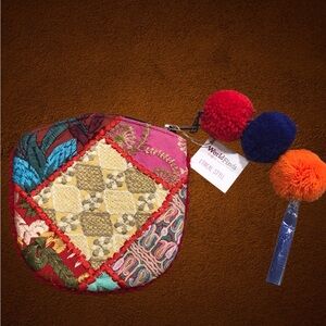 NWT World Finds Fair Trade Kutch Pom Pom Coin Purse‎